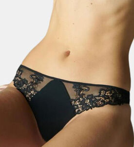 Saga Embroidered Thong