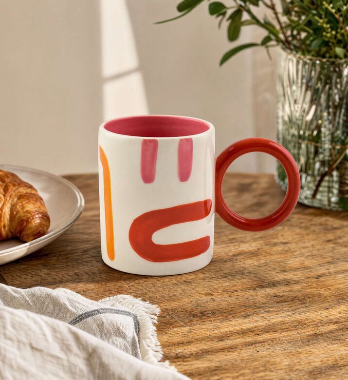 Que Rico Ceramic Ring Handle Mug, Model View