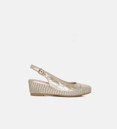 Quilted Closed Toe Wedges