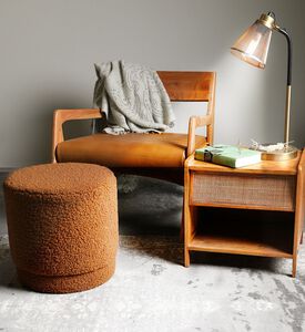 كرسي بذراعين من جلد أكاسيا من أليجرو