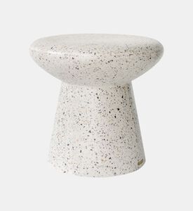 الكثير من البراز الخرساني المقوى