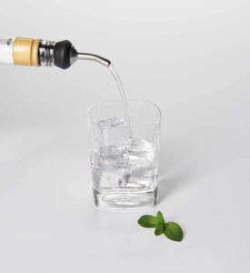 Oxo Stainless Steel Shot Pourer, Packshot View