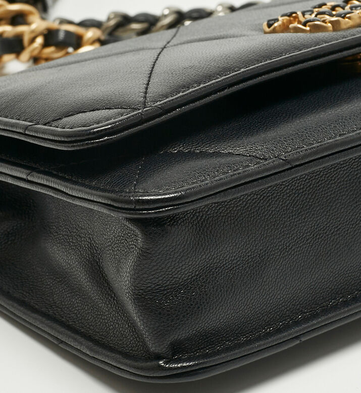 Chanel Preowned Coco Chanel Quilted Leather Flap Wallet, Packshot View