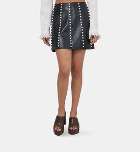 تنورة ليشيا مزينة بخطوط