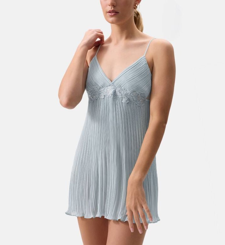 Rya Chemise Love, Model View