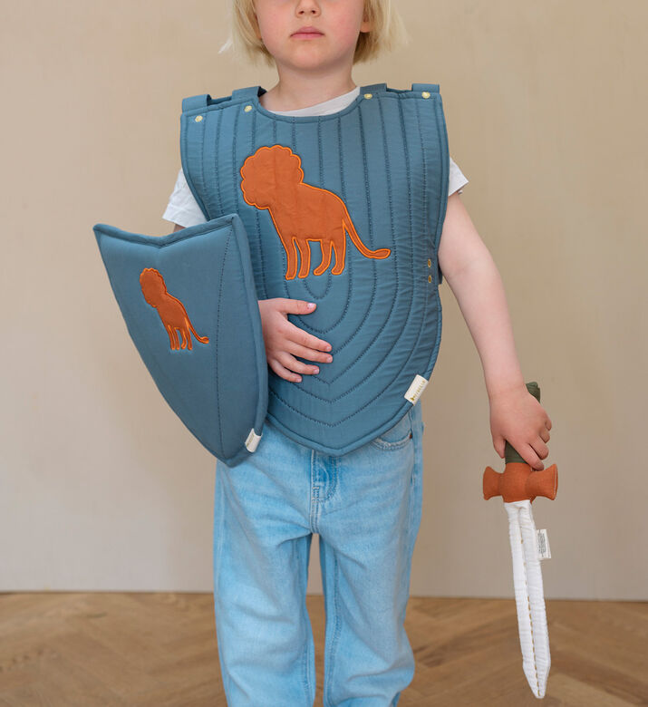 لعبة درع وسيف قطن عضوي