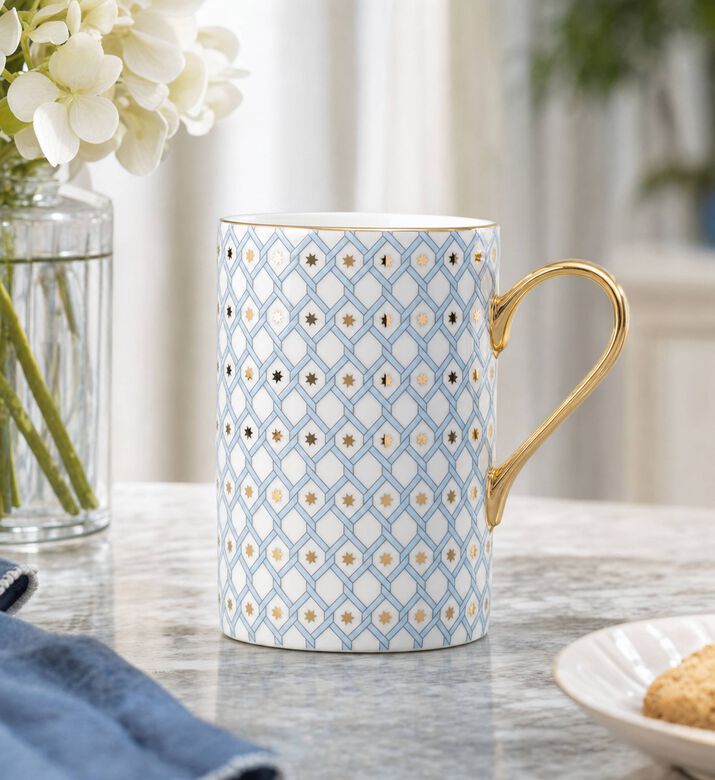 Imperial Gold Handle White Lattice Cylindrical Mug, Model View