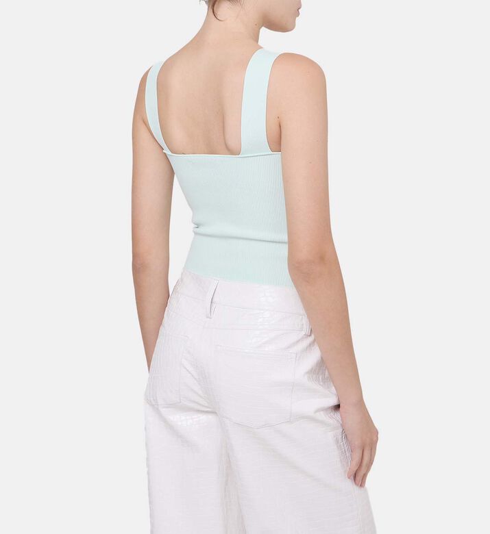 بلوزة توري بدون أكمام مضلعة