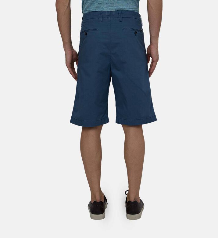 شورت بقصة عادية بمزيج قطن