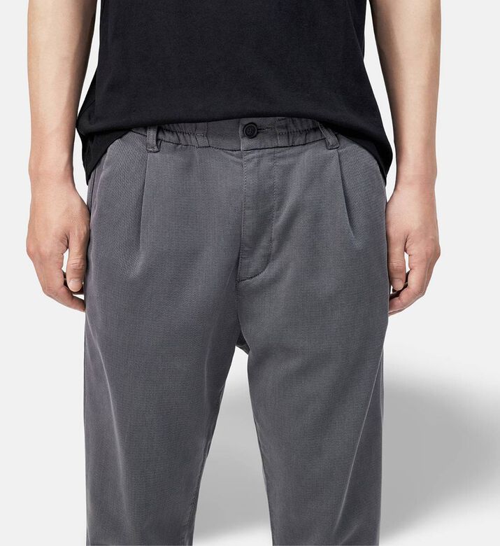 Drykorn Pant, Model View