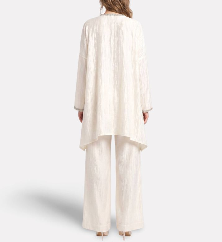 Savanna Top Silk, Model View