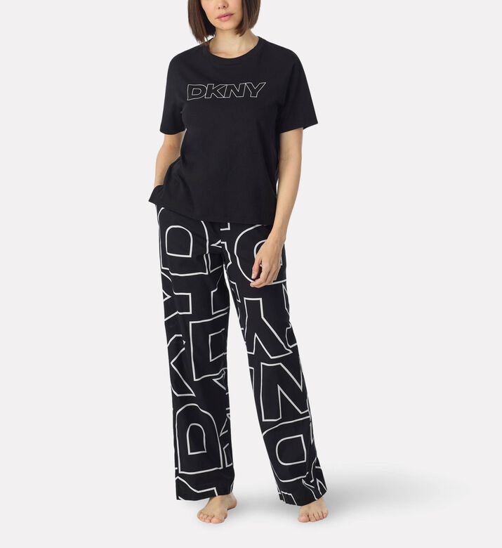 DKNY Set Pj, Model View
