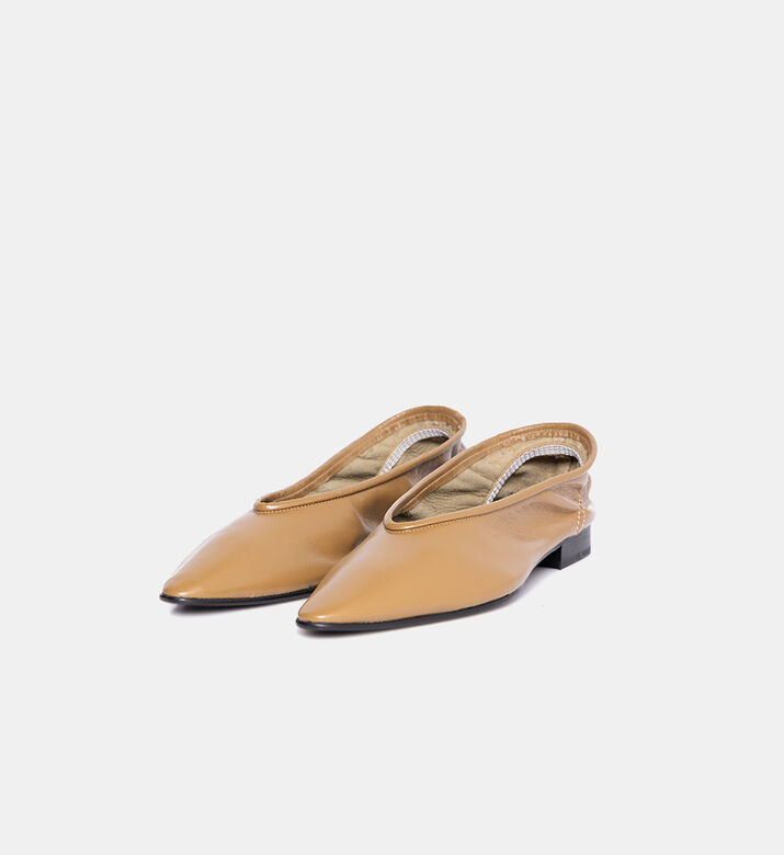 Carre Creased Leather Pumps