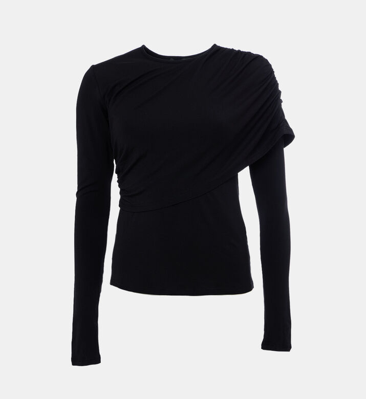 بلوزة بياقة دائرية وطيات