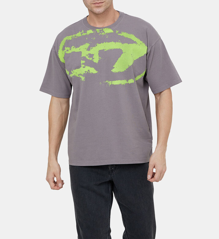 تيشيرت تي-بوكست-إن14 بلوغو بتصميم ممزق