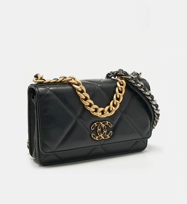 Chanel Preowned Coco Chanel Quilted Leather Flap Wallet, Packshot View