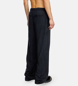 بنطال بي دراير سي بقصة عادية