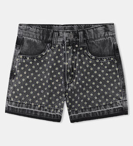 شورت جينز مزين بأزهار