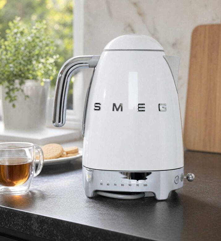 Smeg Variable Temperature Kettle, White, Model View
