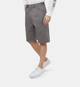 شورت قطن بجيوب جانبية مائلة