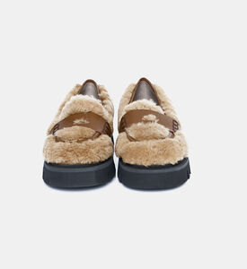 حذاء فرو مخملي برباط