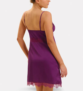 Simone Perele Nightdress, Model View