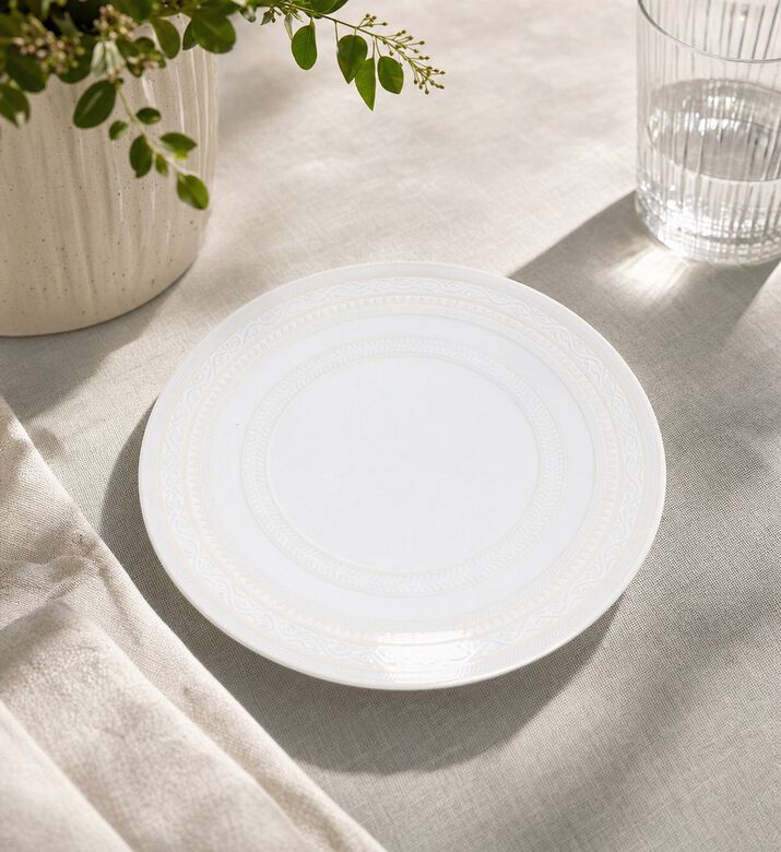Vista Alegre Ivory Porcelain Bread Plate, Model View