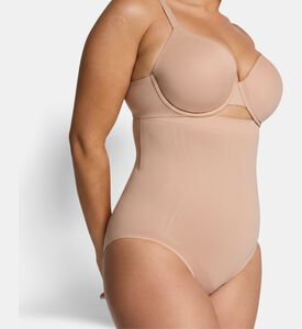 Spanx Brief, Model View