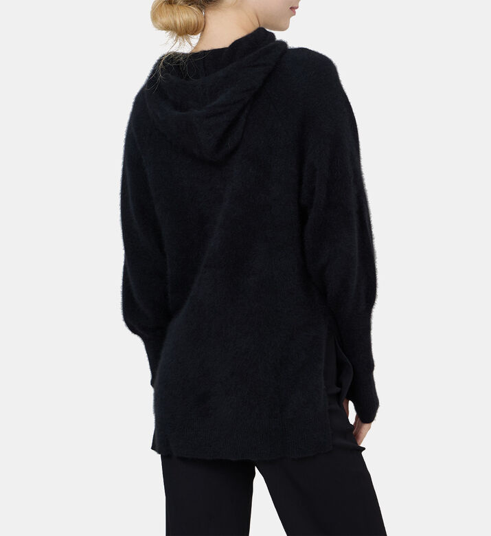 كنزة محبوكة بغطاء رأس