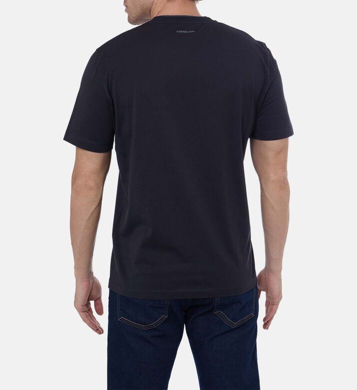 تيشيرت كلاسيكي قصير الأكمام