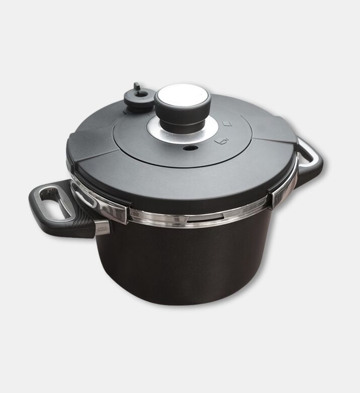 AMT Gastroguss Pressure Cooker Pot, Packshot View