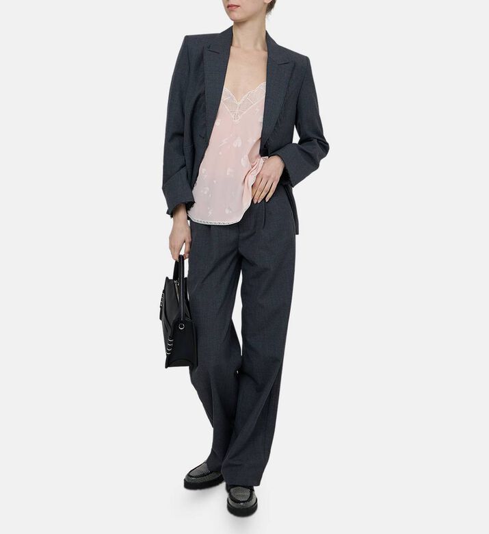 بنطال بجيوب مفتوحة بقصّة مستقيمة