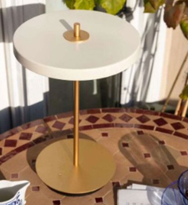 Asteria Move Portable Table Lamp