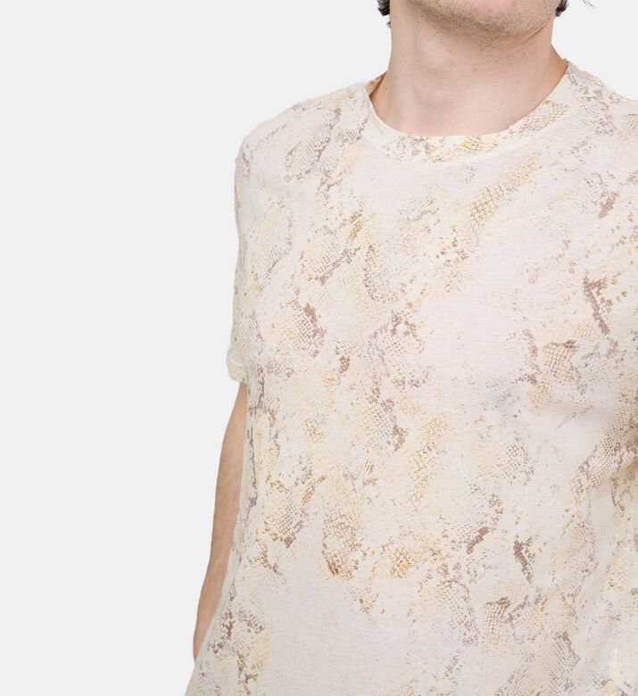 تيشيرت بياقة مستديرة وطبعة ثعبان