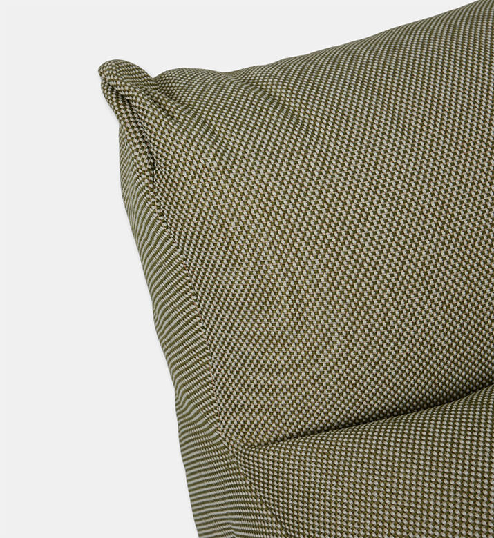 Home Deco and More Nirvana Resort-like Sunlounger, Green, Packshot View