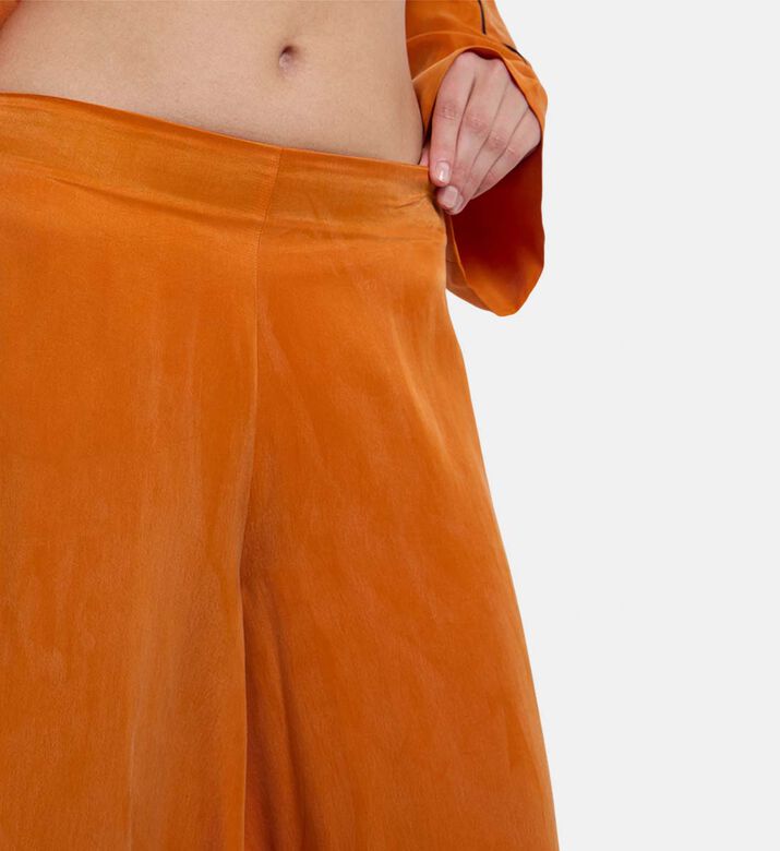Niluu High-waisted Wide-leg Pants, Model View