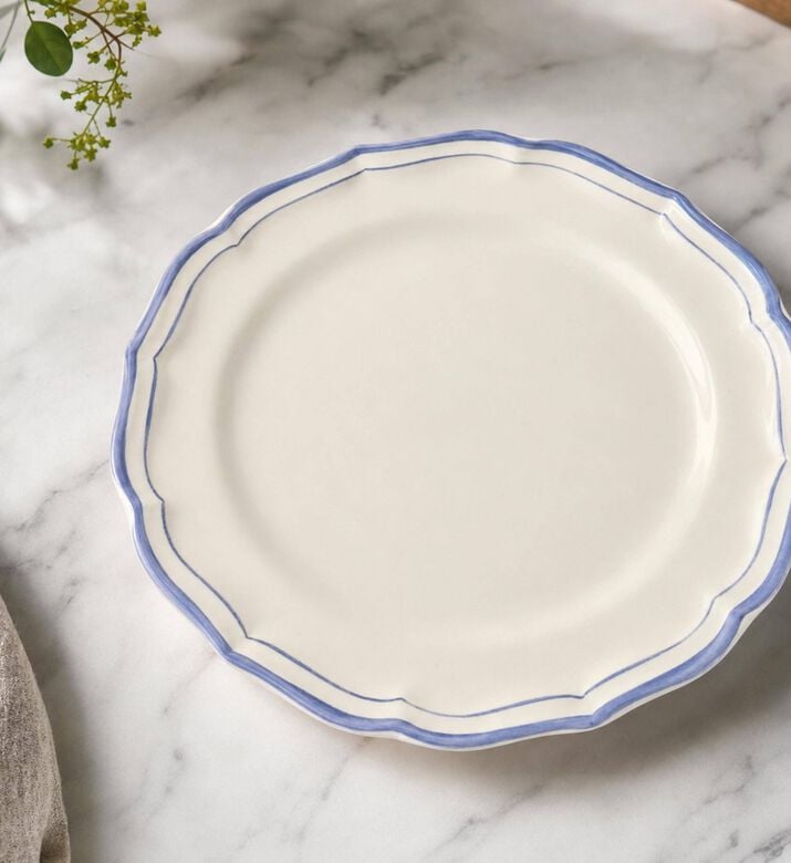 Gien Filet Bleu 4-piece Dessert Plate Set, Model View