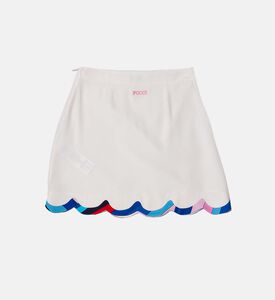 تنورة قصيرة بحافة صدفية