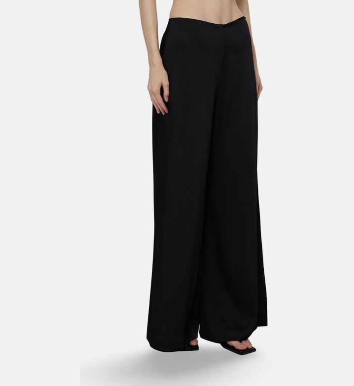CAMILLA AND MARC Elowyn High-waisted Pants, Model View