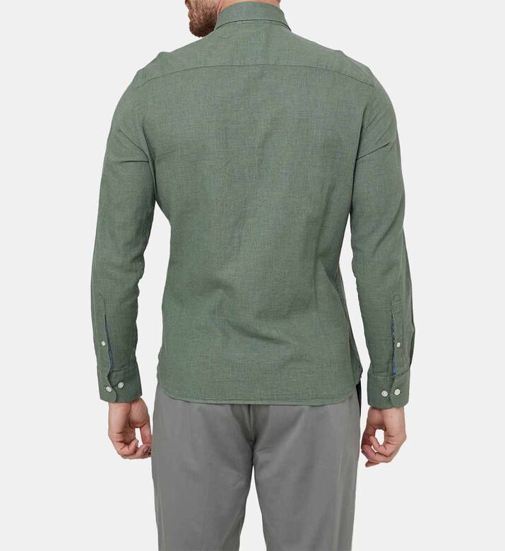 قميص بقصة ضيقة بملمس متنوع