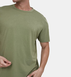 تيشيرت بياقة دائرية