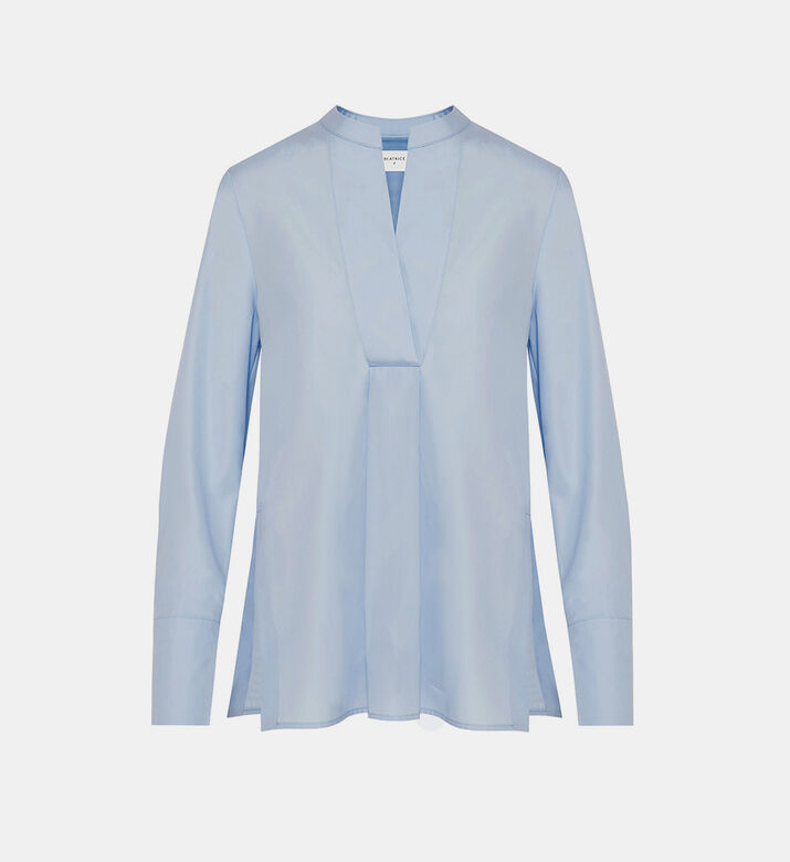 قميص قطن بياقة بشكل V