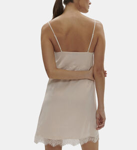 Simone Perele Satin Secret Short Nightdress, Light-pink, Xs, Model View Simone Perele Satin Secret Short Nightdress, Light-pink, Xs, Model View