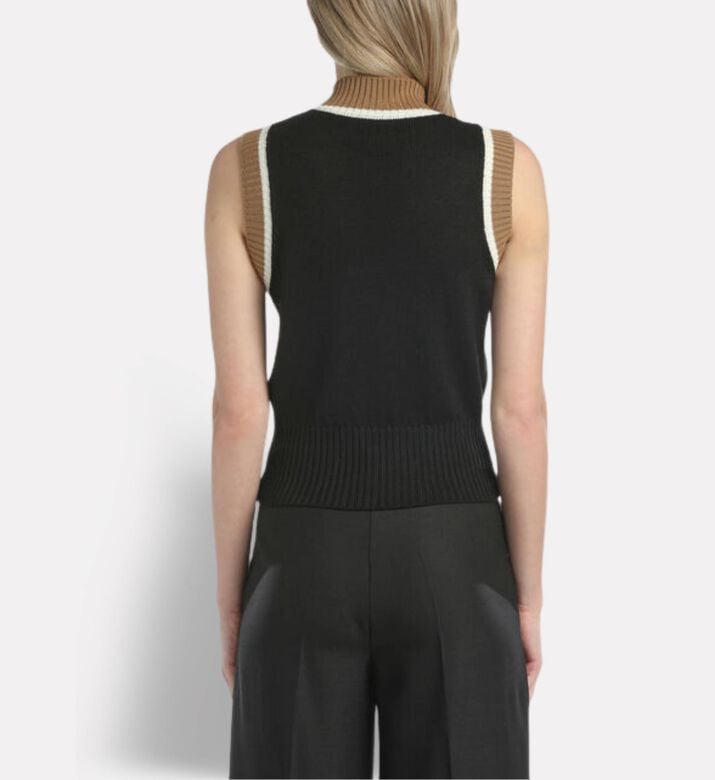 Luisa Spagnoli Pullover, Model View