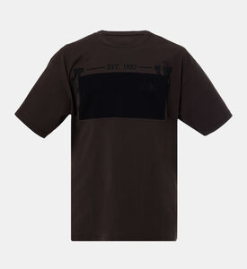 تيشيرت بياقة دائرية وطباعة غرافيكية