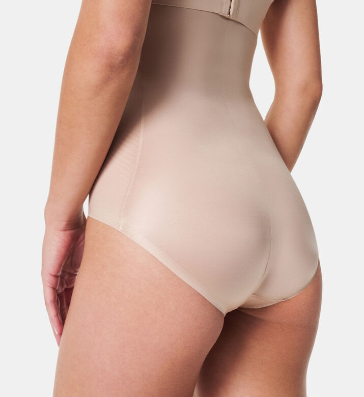 Seamless High-waisted Brief