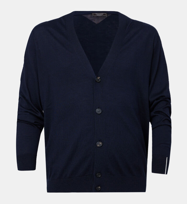 كارديغان محبوك بأزرار