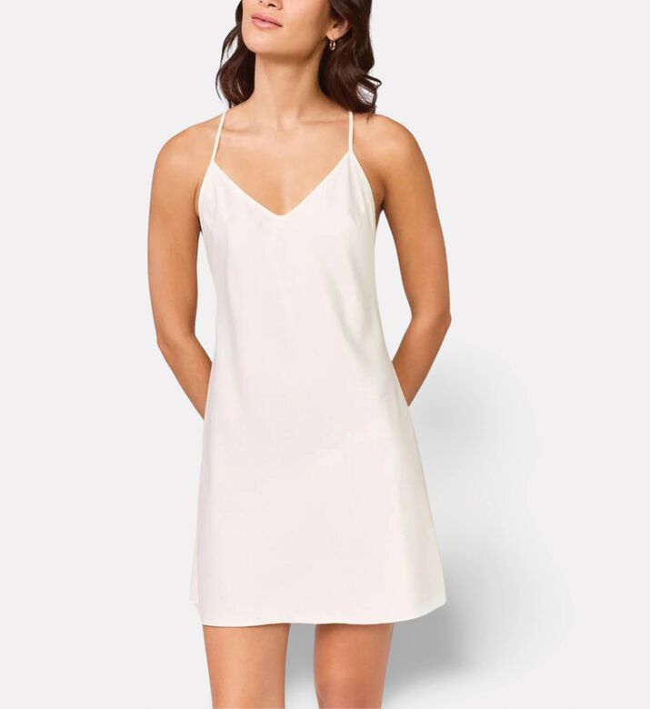 Rya Lace-shoulder Short Robe, Model View