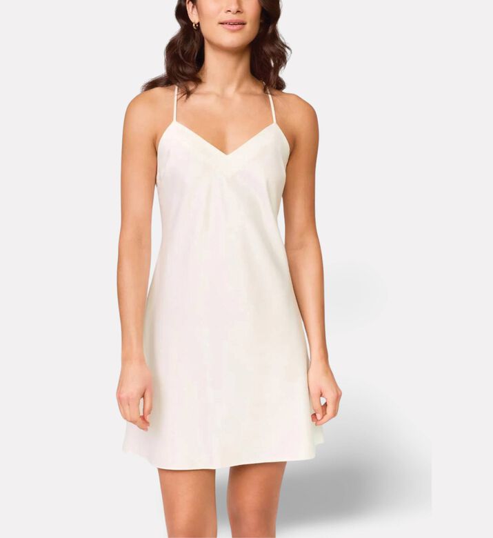 Rya Lace-shoulder Short Robe, Model View