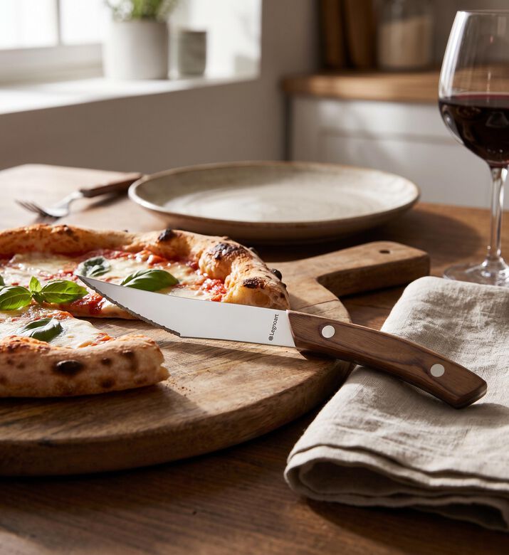 Legnoart Napoli Steel Pizza Knife Set, Camel, Model View